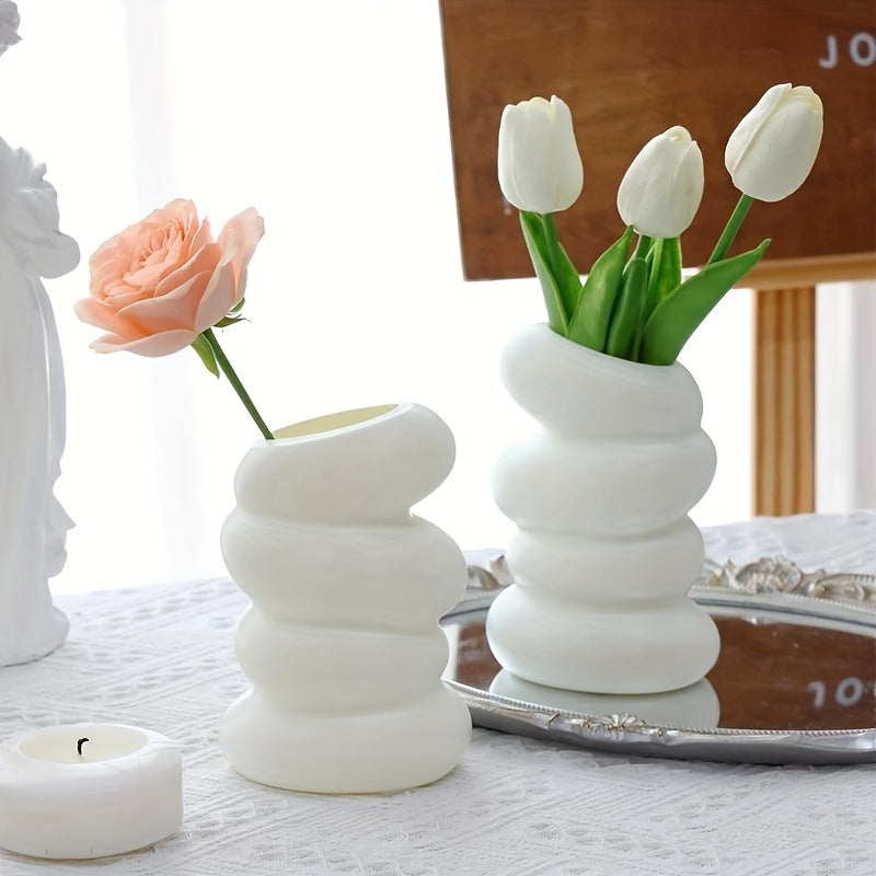 A Set of Home Decorations, 10pcs White Tulip Artificial Flowers + 1 Creative Small Vase, Desktop Ornaments, Fashionable Spiral White Vase - Nordic Style, Suitable for Home, Kitchen, Living Room, Bedroom Decoration Perfect Choice, Valentine'S Day