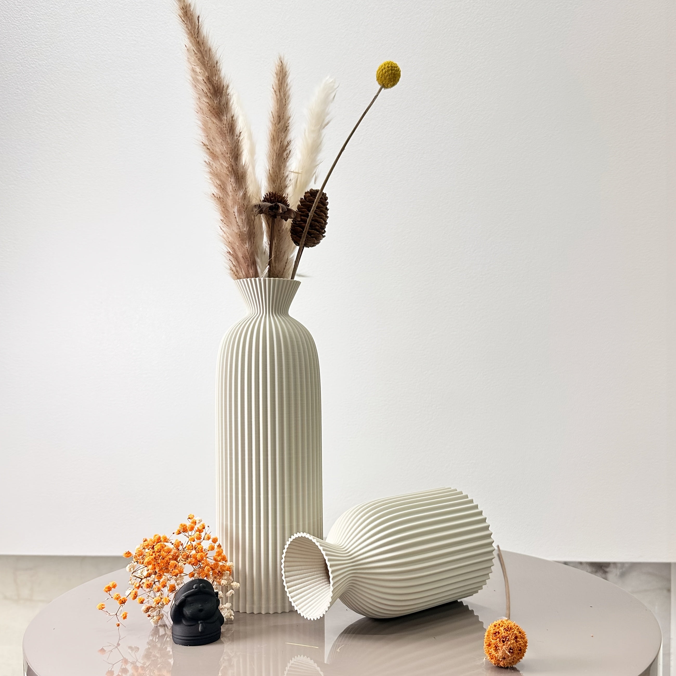 2pcs Set of Wavy Art Vases, Dried Flower Arrangement Vases, Suitable for Home Decoration Ornaments Vases, Entrance Hall Decoration Vases, Office Desktop Vase Ornaments